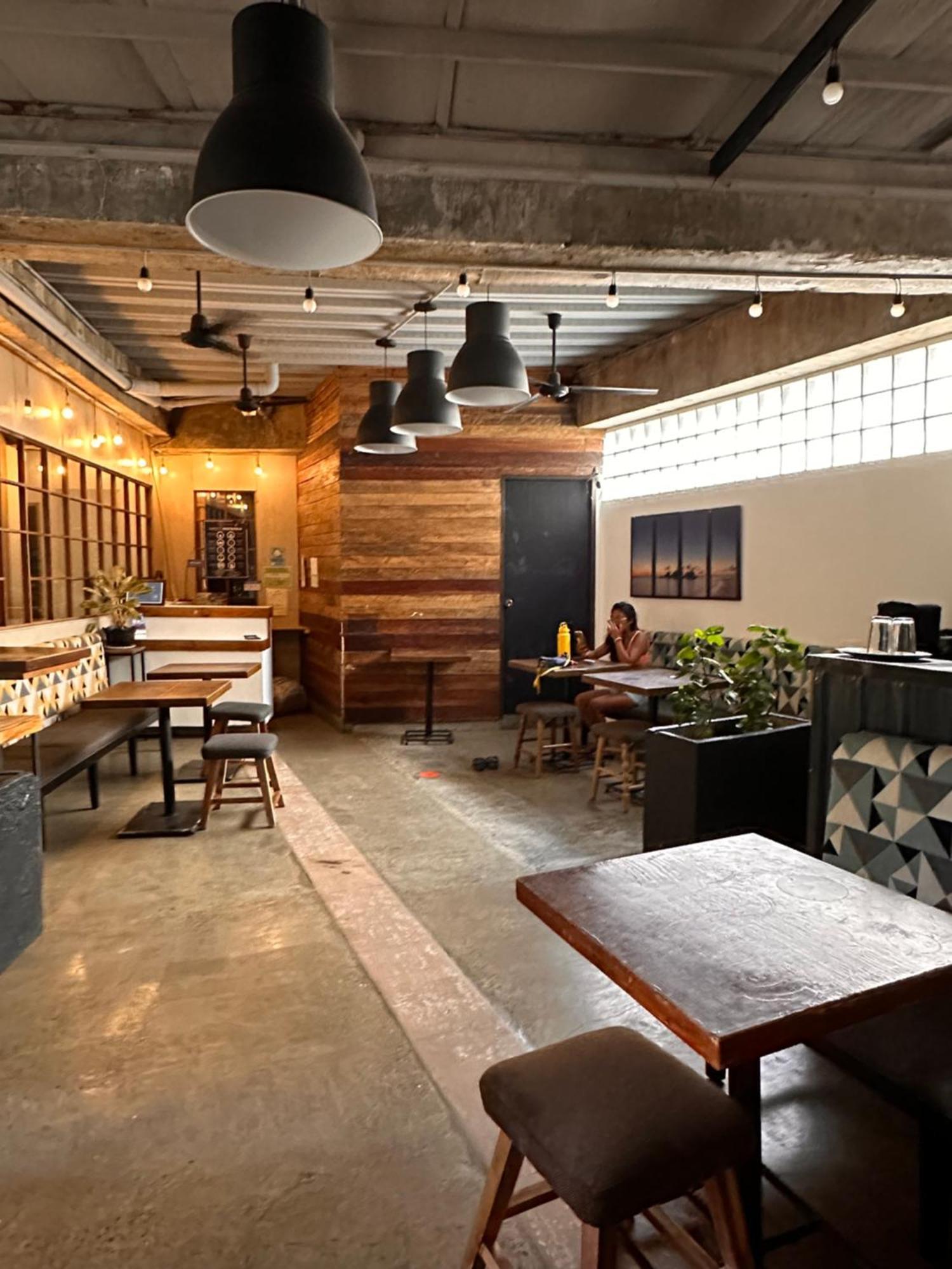 Urban Boutique Hotel Balabag  Экстерьер фото