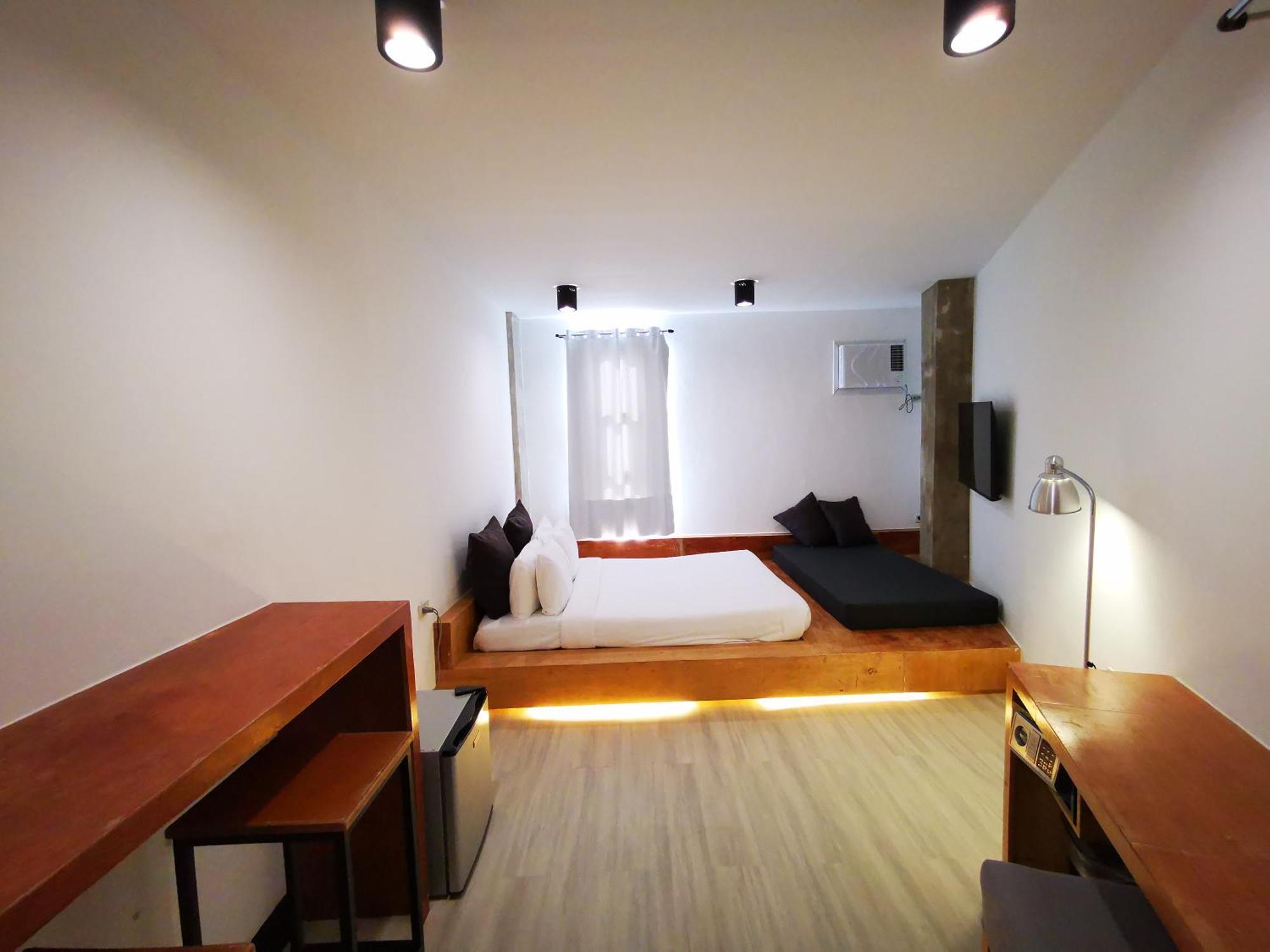 Urban Boutique Hotel Balabag  Экстерьер фото